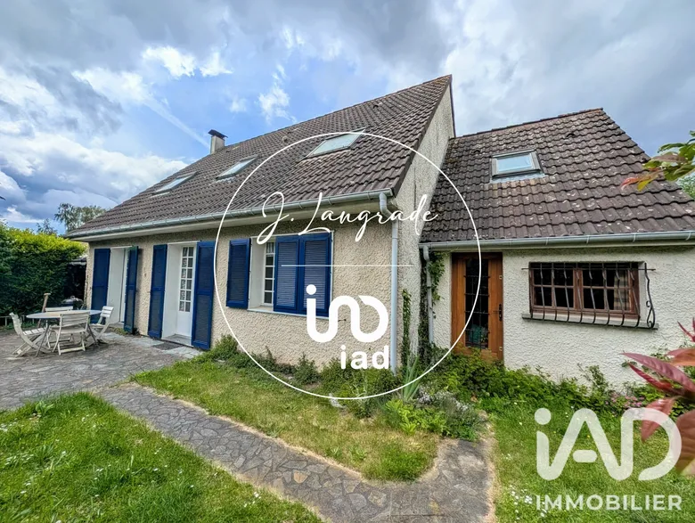 Maison 8 pièces 151 m² · à Auvers-sur-Oise · 151 m² · 290 000 €