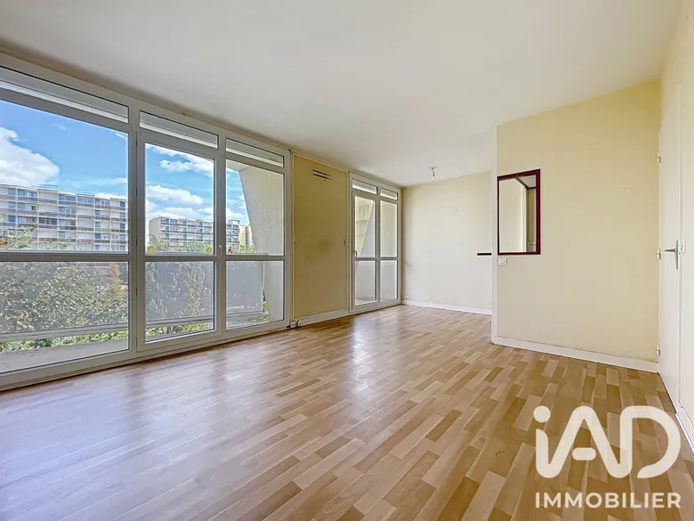 Appartement 1 pièce 30 m² · à Plaisir · 30 m² · 107 000 €