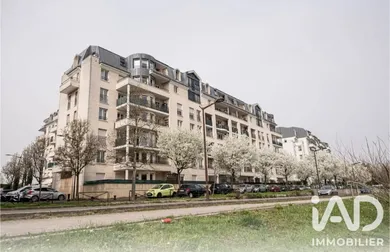 Apartment in Viry-Châtillon (91170)