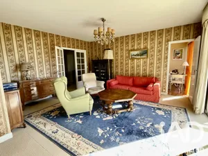 Appartement à Saint-Cyr-sur-Loire (37540)
