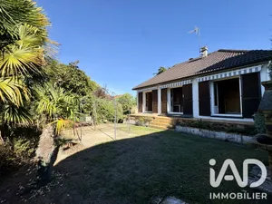 Maison traditionnelle à Écouen (95440)