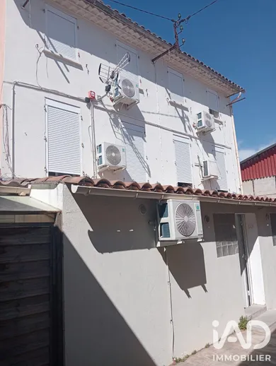 Building in La Seyne-sur-Mer (83500)