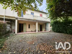 Appartement à Peyrolles-en-Provence (13860)