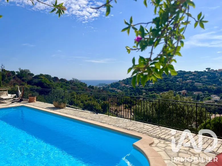 Maison 7 pièces 157 m² · à Cavalaire-sur-Mer · 157,1 m² · 1 150 000 €