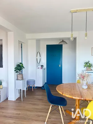 Apartment in La Rochelle (17000)