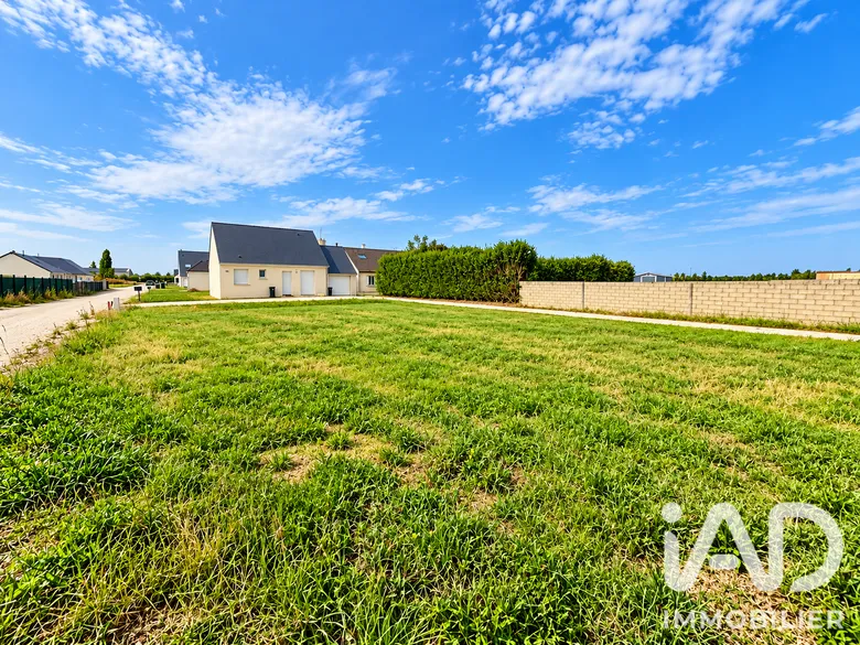 Terrain 658 m² · à Villampuy · 32 550 €