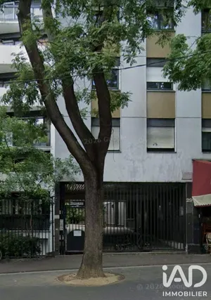 Parking à Paris (75019)