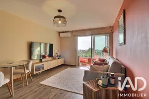 Apartment in Six-Fours-les-Plages (83140)
