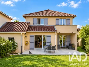 Maison à L'Isle-d'Abeau (38080)