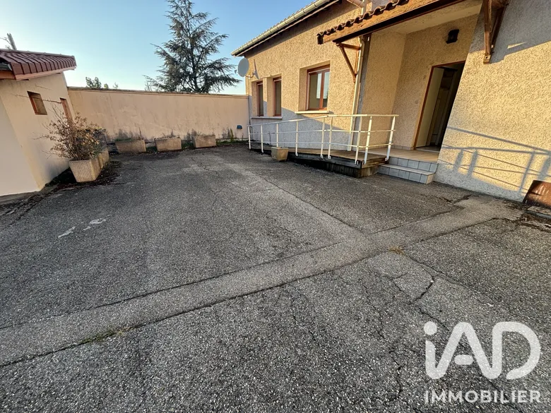 Appartement 4 pièces 104 m² · à Saint-Jean-Bonnefonds · 104,1 m² · 195 000 €