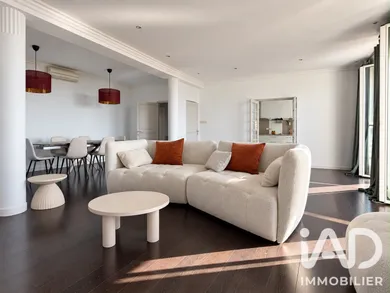 Appartement à Toulon (83000)