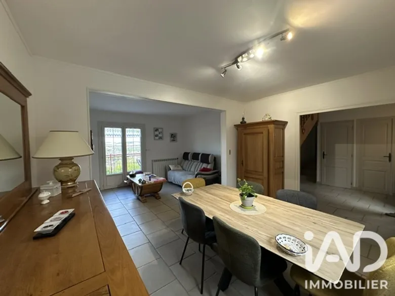 Maison 6 pièces 104 m² · à Paron · 104 m² · 225 000 €