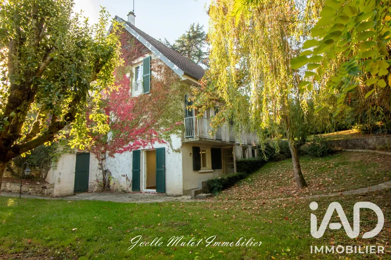 Maison 7 pièces 196 m² · à Saint-Germain-de-la-Grange · 196 m² · 539 000 €