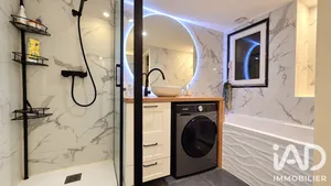 Apartment in Toulon (83000)