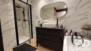 Apartment in Toulon (83000)