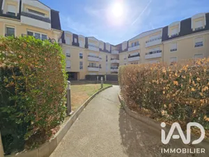 Apartment in Brie-Comte-Robert (77170)
