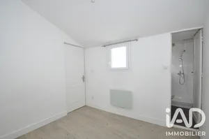 Apartment in Bordeaux (33800)