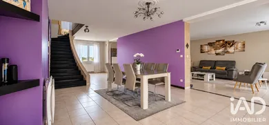 House in Vaux-sur-Seine (78740)