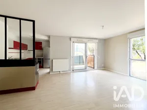 Apartment in Nantes (44300)
