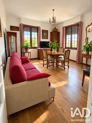 Apartment in Antibes (06160)