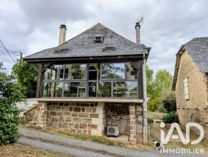 Traditional house in Rosiers-de-Juillac (19350)