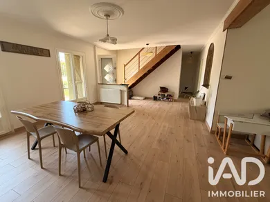 Maison à Châteaudun (28200)