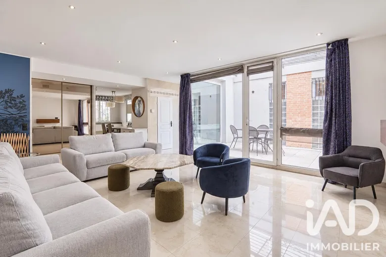 Appartement 4 pièces 127 m² · à Paris · 127 m² · 1 088 000 €