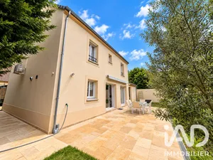 Traditional house in Épinay-sur-Seine (93800)