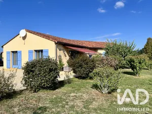 Park home in Saint-Cybranet (24250)