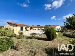 Maison de campagne à Saint-Cybranet (24250)