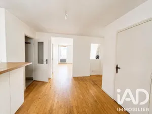 Apartment in Paris (75011)
