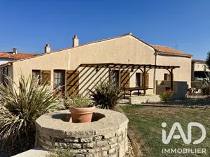Maison à Chasnais (85400)