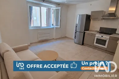 Apartment in Le Thor (84250)