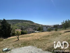 Building plot in Veyre-Monton (63960)