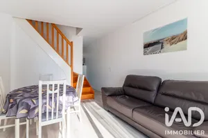 Apartment in Périgny (94520)