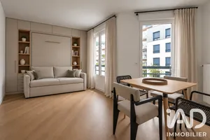 Appartement à Les Lilas (93260)