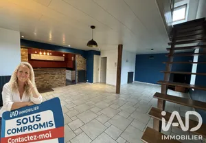 Maison de village à Malay-le-Grand (89100)