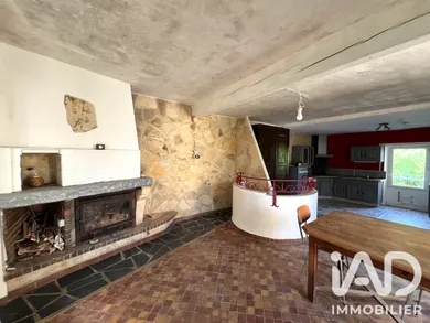 Village house in Couze-et-Saint-Front (24150)
