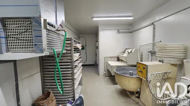 Boutique/Local commercial à Creysse (24100)