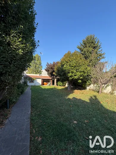 Pavillon à Orly (94310)