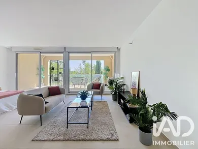 Appartement à Aix-en-Provence (13090)