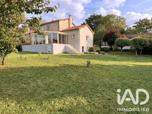 Maison de campagne à Vernoux-en-Gâtine (79240)