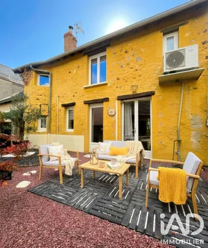 Maison de village à Mézeray (72270)