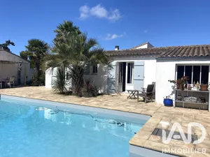 Maison à Loix (17111)