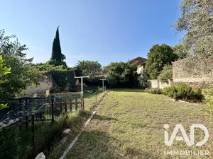 Terrain à bâtir à Sainte-Cécile-les-Vignes (84290)
