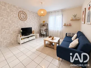 Townhouse in Carbon-Blanc (33560)