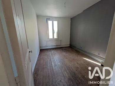 Apartment in Reims (51100)