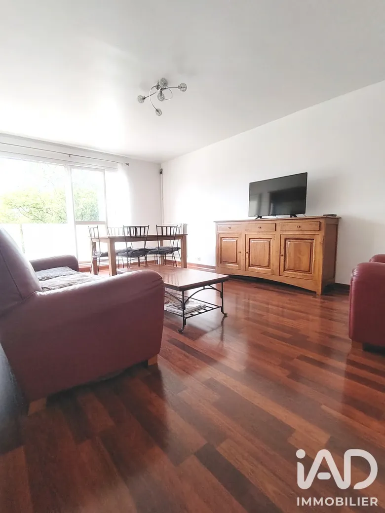 Appartement 4 pièces 80 m² · aux Ulis · 80 m² · 210 000 €