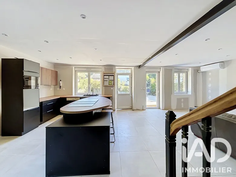 Maison 6 pièces 111 m² · à Monteneuf · 111 m² · 149 900 €