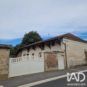 Village house in Coole (51320)